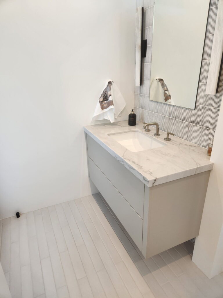 4329497539722372077 (4)